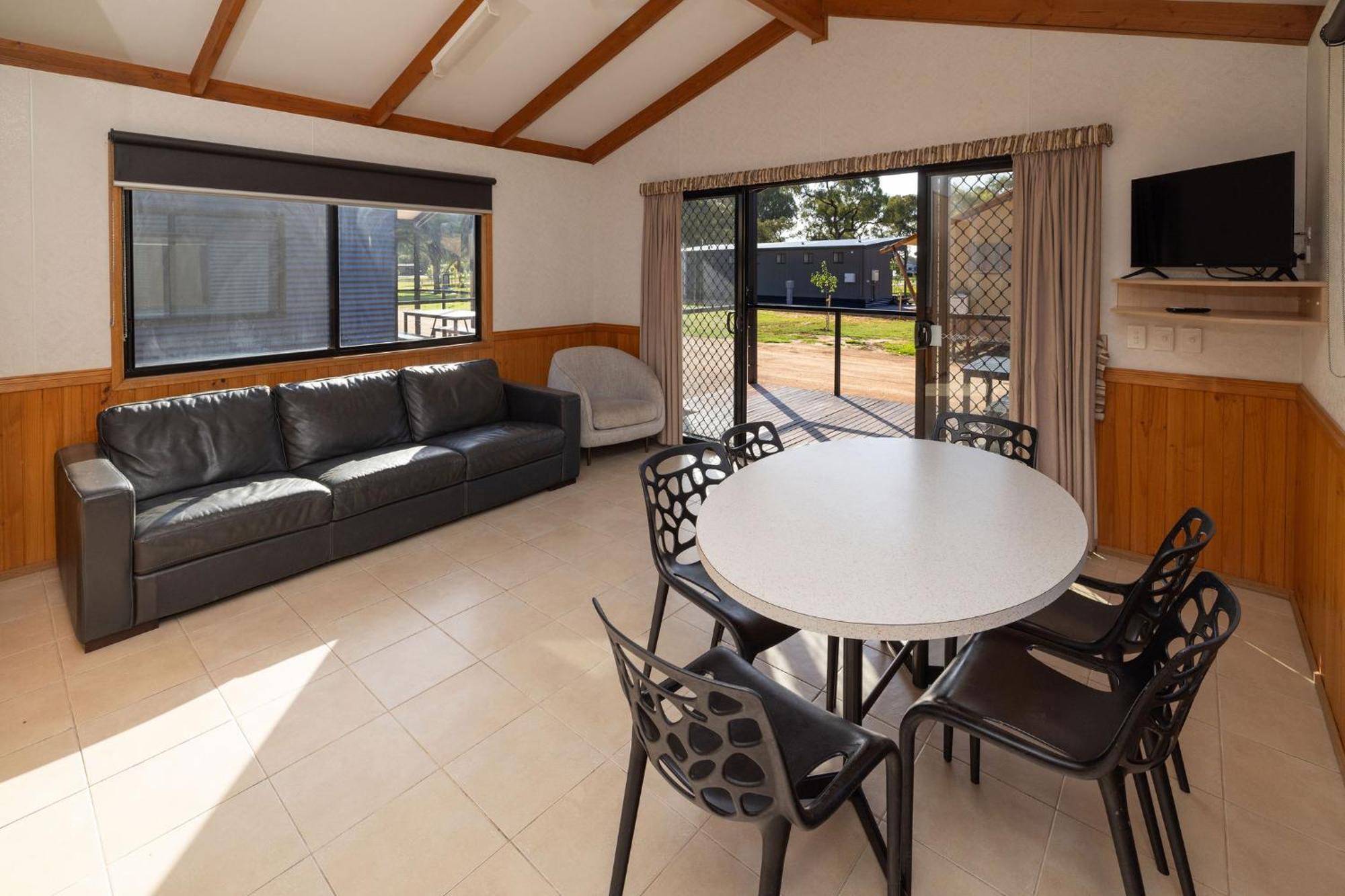 Big4 Renmark Riverfront Holiday Park Exteriér fotografie