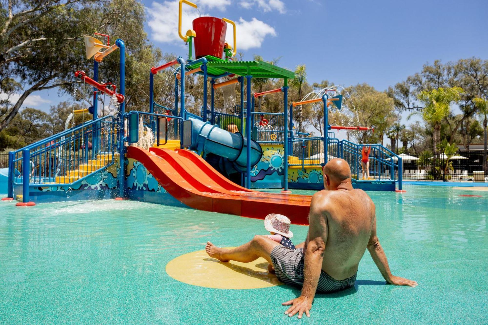 Big4 Renmark Riverfront Holiday Park Exteriér fotografie